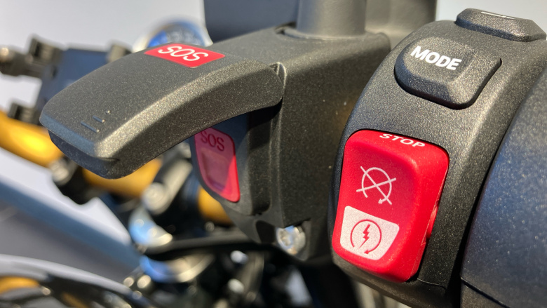 BMW R12 (24MY)